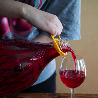 Kunststof gistingsfles 5 L met schroefdop, handvat en mandje