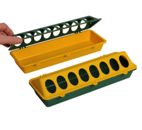 Chicks feed box round holes